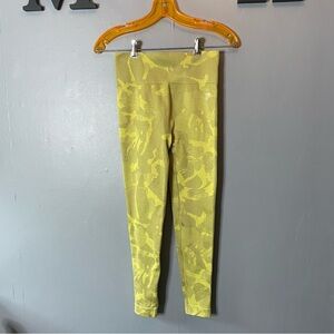 Gymshark Adapt Griffin green camo seamless compression leggings size medium